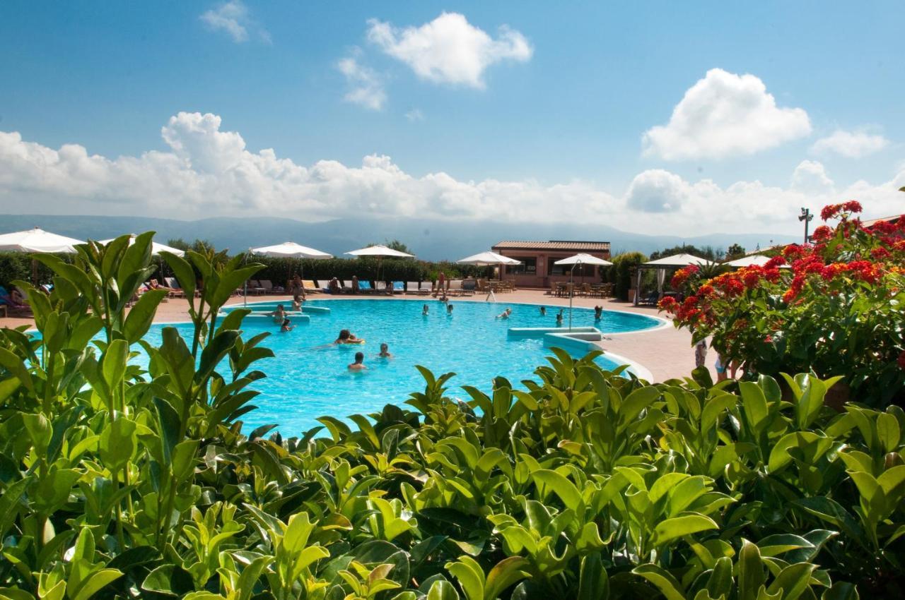 Popilia Country Resort ปิซโซ ภายนอก รูปภาพ